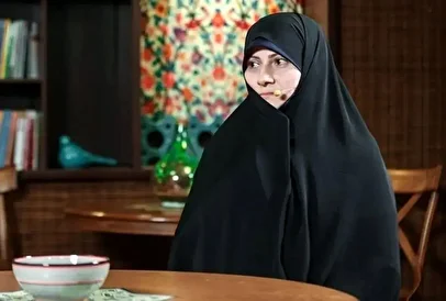 نام‌نویسی طراح کلینیک ترک بی‌حجابی برای انتخابات شورای شهر قم