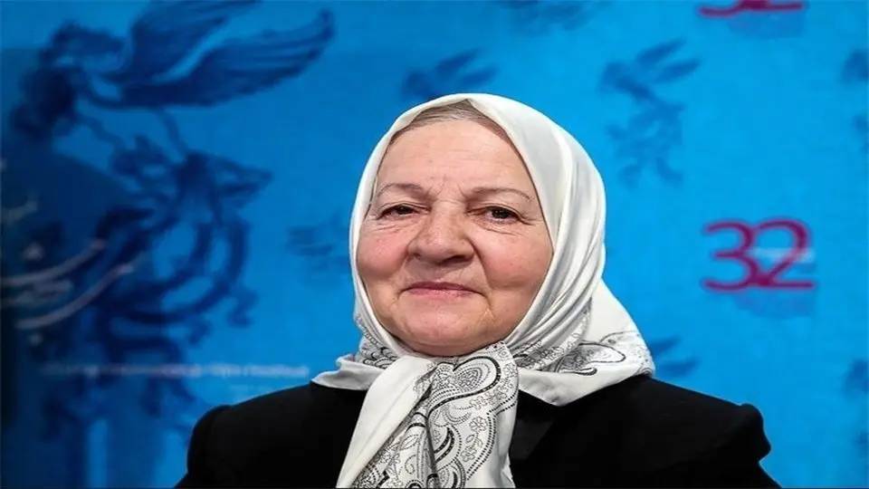 بازیگر مشهور در آی سی یو بستری شد/ مردم دعا کنند بازیگر مشهور در آی سی یو بستری شد/ مردم دعا کنند