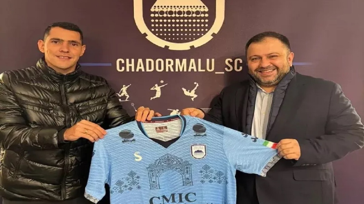 ستاره خارجی به چادرملو پیوست