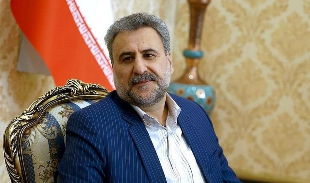 طرح عجیب رحیم‌پور ازغدی برای ربایش ترامپ/ فلاحت‌پیشه واکنش نشان داد