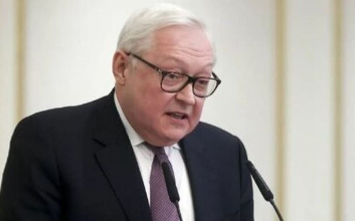 رایزنی «ریابکوف» و سفیر ایران درمورد برنامه هسته‌ای تهران