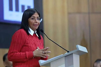 پاسخ رئیس‌جمهور موقت ونزوئلا به وزیر خزانه‌داری آمریکا: ما از شما دستور نمی‌گیریم