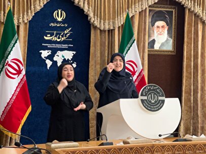 مهاجرانی: سوگوار مردمیم/ سایه‌ی جنگ بر سر کشور وجود دارد