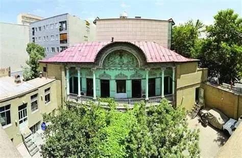 خانه تاریخی انیس الدوله به اتحادیه گوشت گوسفندی تبدیل شد! خانه تاریخی انیس الدوله به اتحادیه گوشت گوسفندی تبدیل شد!