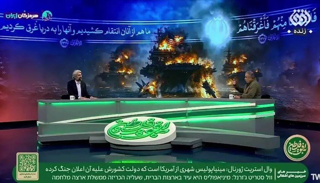 ۳ ناو هواپیمابر آمریکایی منهدم شد + عکس ۳ ناو هواپیمابر آمریکایی منهدم شد + عکس