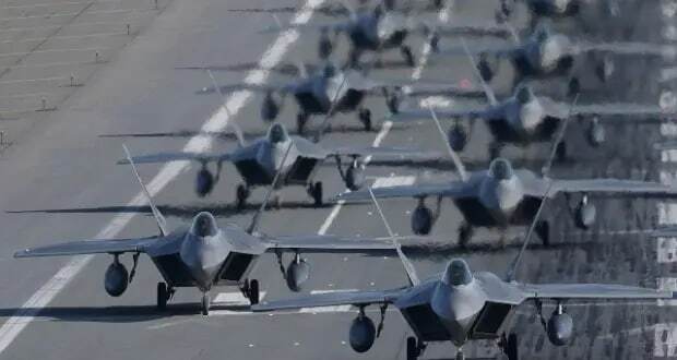 جنگنده جدید اف-۲۲ آمریکا رسید جنگنده جدید اف-۲۲ آمریکا رسید