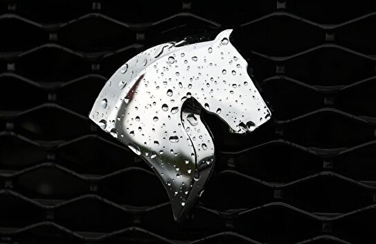 ثبت‌نام فروش فوری ایران‌خودرو روی هوا رفت / مردم بخوانند