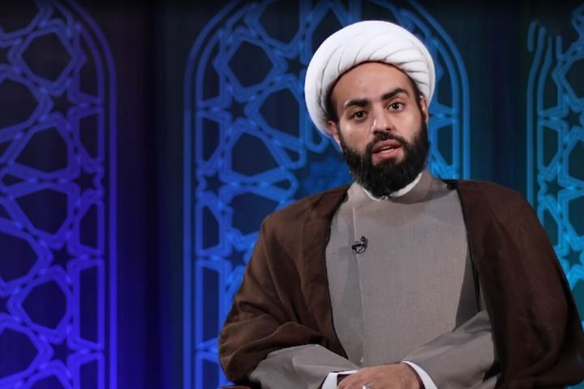 هرزه خطاب کردن علی کریمی بابت تهدید به قرآن سوزی در صداوسیما+ فیلم