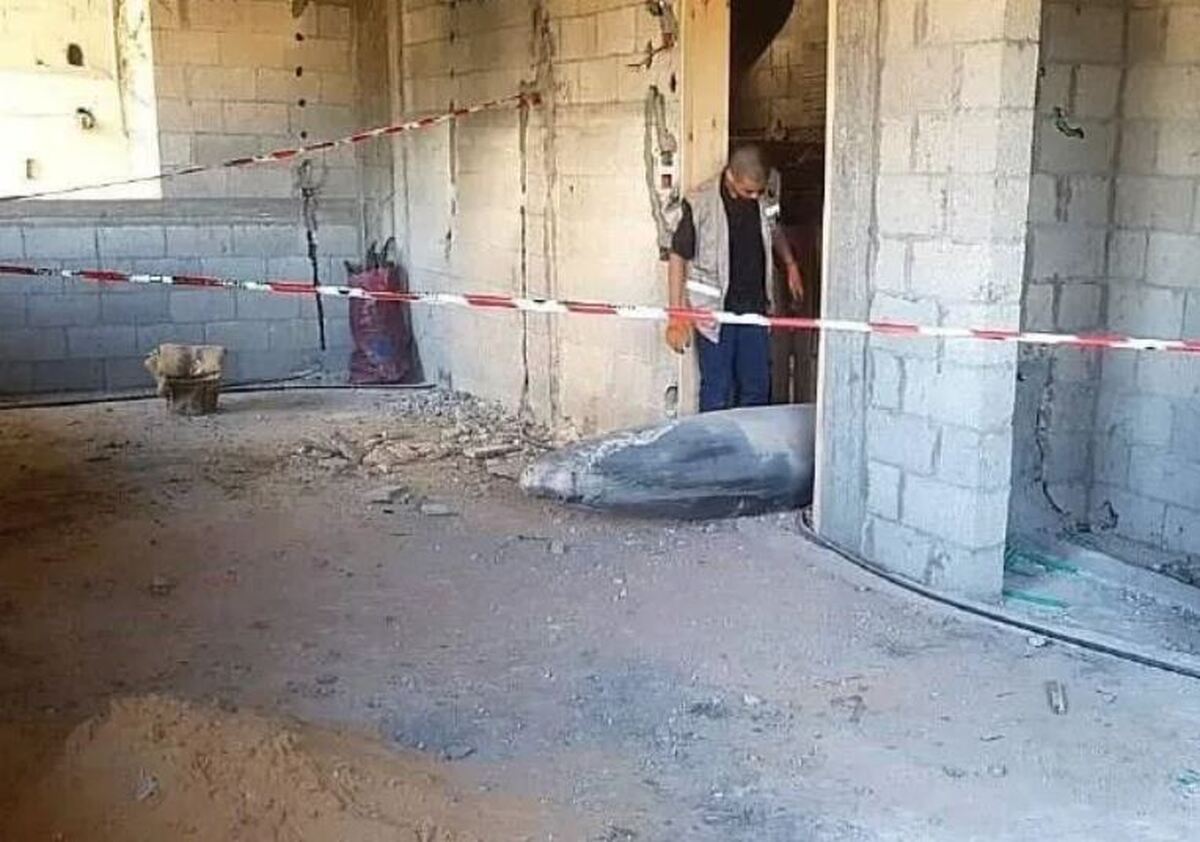 حادثه هولناک در لرستان/ گیر کردن بمب عمل نکرده ۹۰۰ کیلویی در منزل مسکونی
