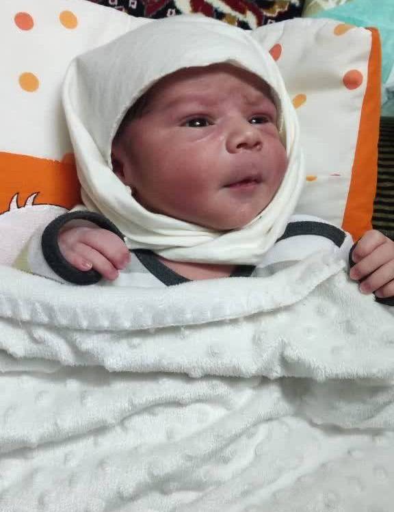 شهادت نوزاد ۳ روزه در حمله موشکی آمریکا+ عکس شهادت نوزاد ۳ روزه در حمله موشکی آمریکا+ عکس