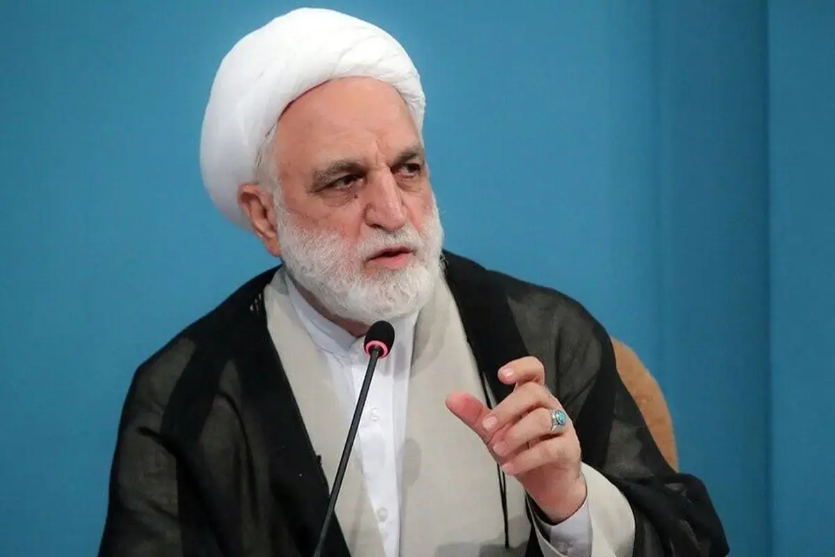 تحقیر ترامپ توسط محسنی اژه‌ای / به التماس کردن افتاده است + فیلم