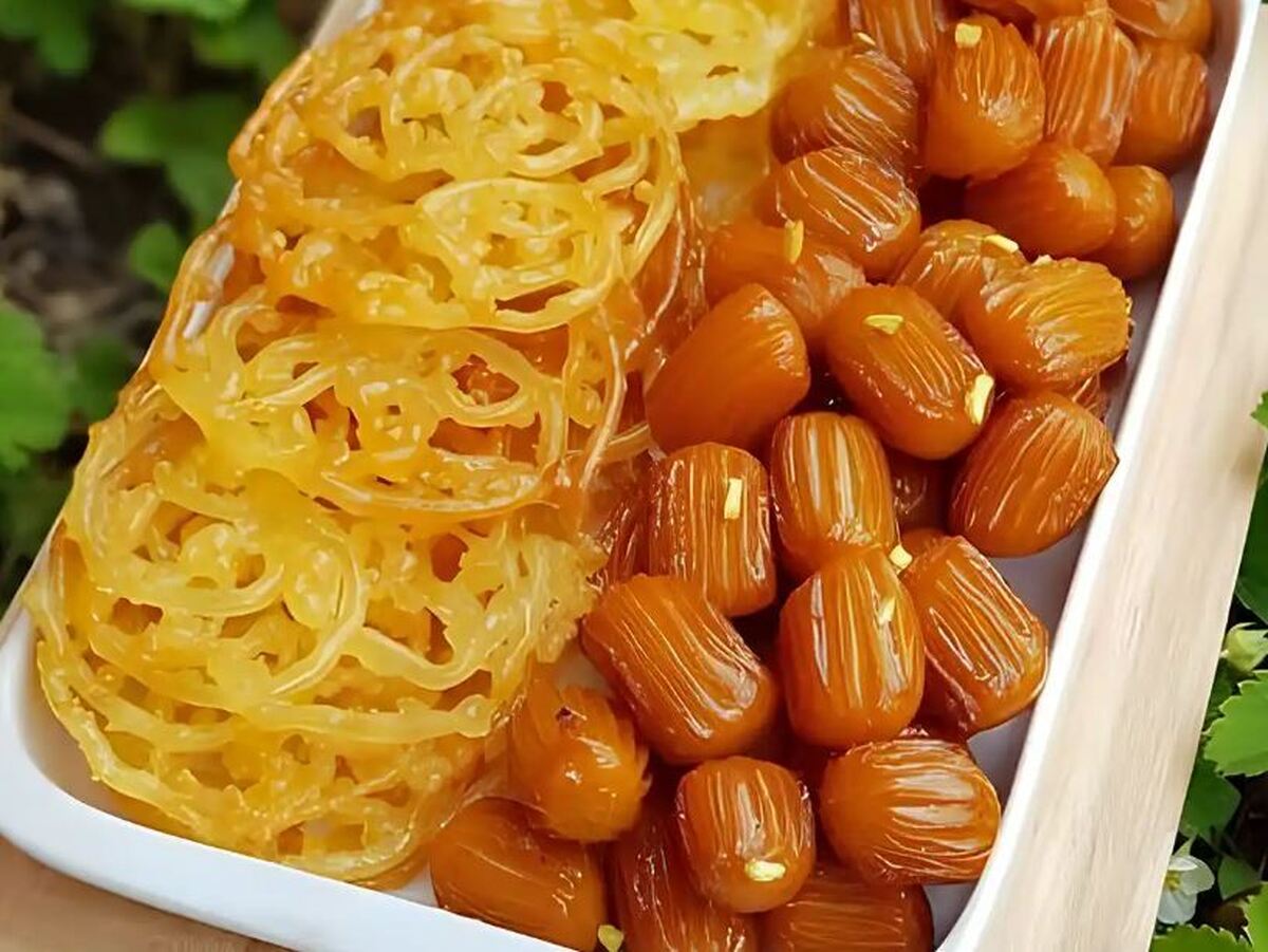 گلایه قنادان از کاهش قدرت خرید مردم/ فروش زولبیا و بامیه هم نصف شد