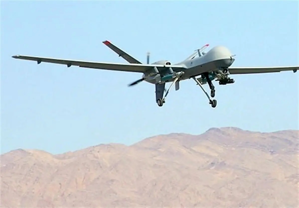 تلاش ایران برای عقب راندن ناوهای آمریکا / پهپادها پرواز کردند