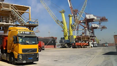 ابلاغ دستورالعمل جدید / ترخیص ۵ روزه کالا‌های اساسی از گمرکات کشور+ سند