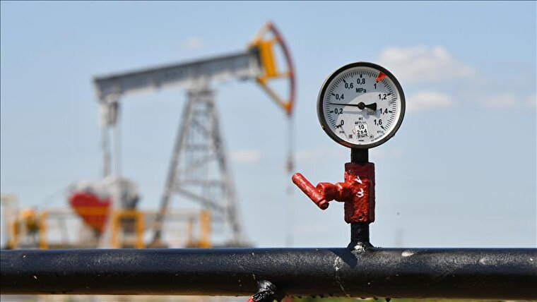 نفت در انتظار مذاکرات ژنو؛ برنت در محدوده ۷۱ دلار