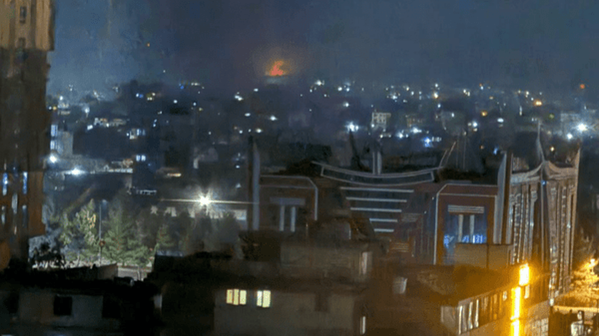 تنش تازه در افغانستان / پاکستان انبار مهمات طالبان را بمباران کرد+ فیلم