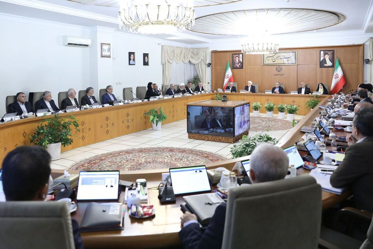 افزایش «فوقالعاده خاص» حقوق کارکنان دولت هنوز قطعی نیست افزایش «فوقالعاده خاص» حقوق کارکنان دولت هنوز قطعی نیست