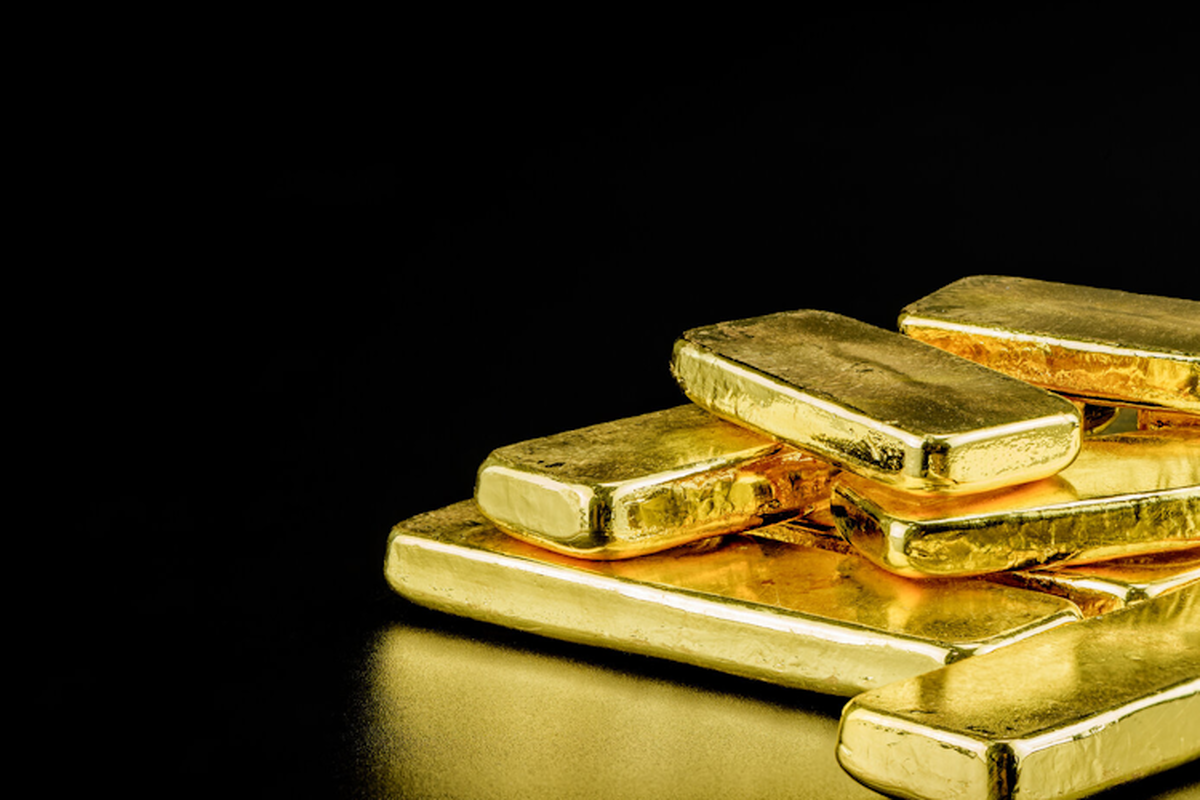 قیمت طلای ۱۸ عیار و ۲۴ عیار: تفاوتها و عوامل مؤثر بر قیمت قیمت طلای ۱۸ عیار و ۲۴ عیار: تفاوتها و عوامل مؤثر بر قیمت