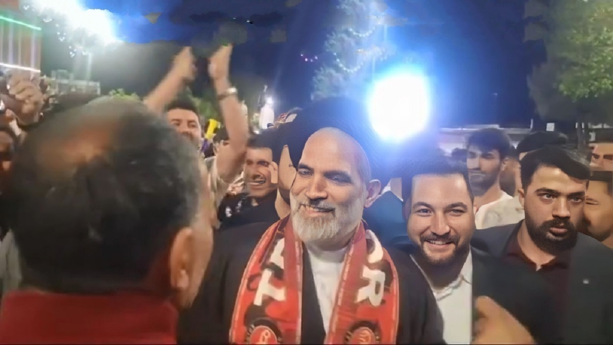 امام جمعه تراکتوری در جشن قهرمانی! + فیلم