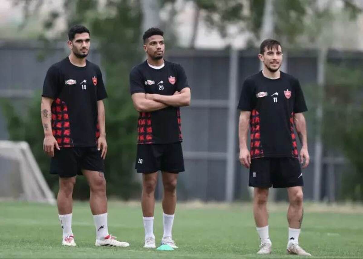 مدارک باشگاه پرسپولیس برای مجوز حرفهای بینقص بارگذاری شد مدارک باشگاه پرسپولیس برای مجوز حرفهای بینقص بارگذاری شد