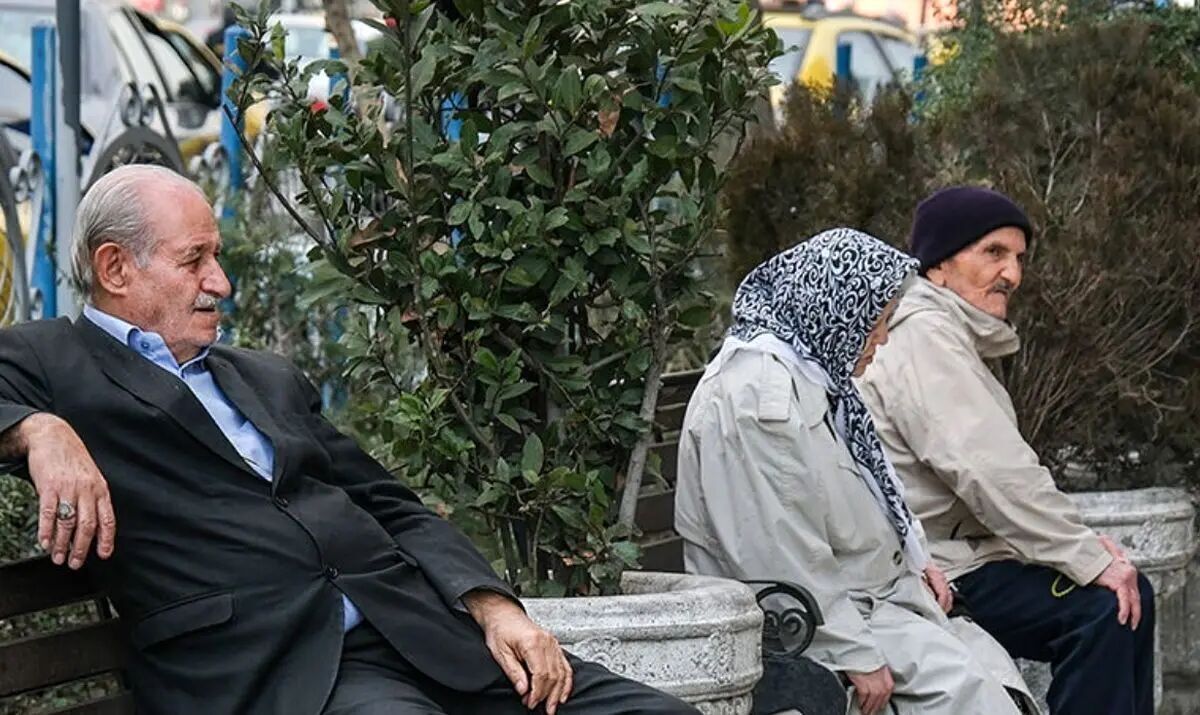 بازنشستگان بخوانند/ تاریخ واریز حقوق اردیبهشت بازنشستگان اعلام شد