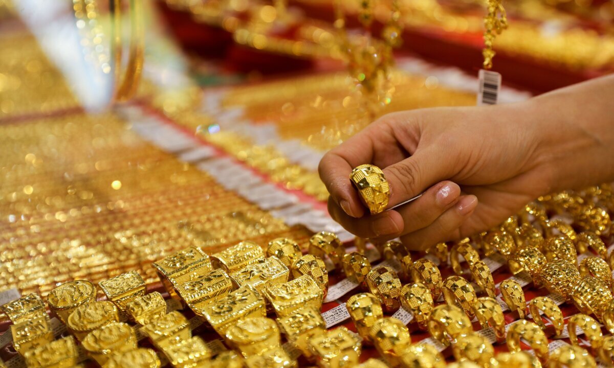 پیشبینی قیمت طلا فردا ۲۰ اردیبهشت ۱۴۰۴ / بهترین وقت خرید طلا فرا رسید؟ پیشبینی قیمت طلا فردا ۲۰ اردیبهشت ۱۴۰۴ / بهترین وقت خرید طلا فرا رسید؟