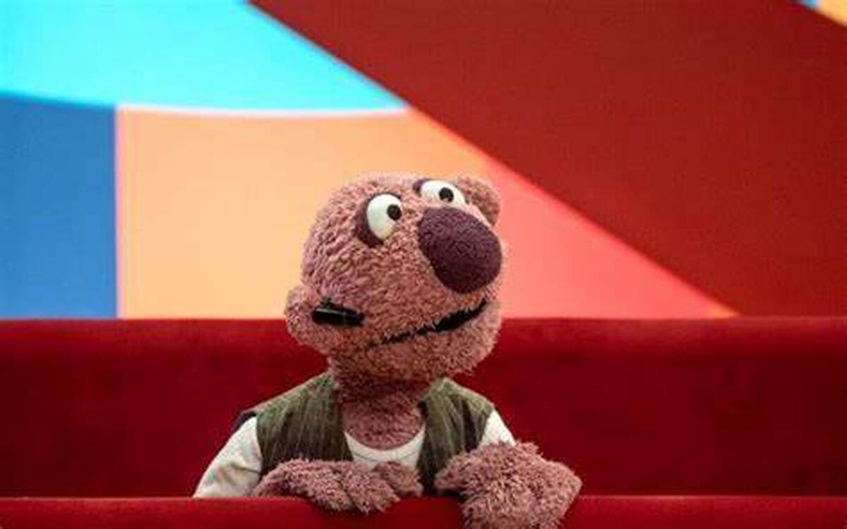 واکنش جناب خان به دزدی خاک در هرمز پربازدید شد + فیلم