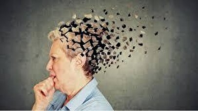نشانه‌های ابتلا به آلزایمر از چند سالگی شروع می‌شود؟