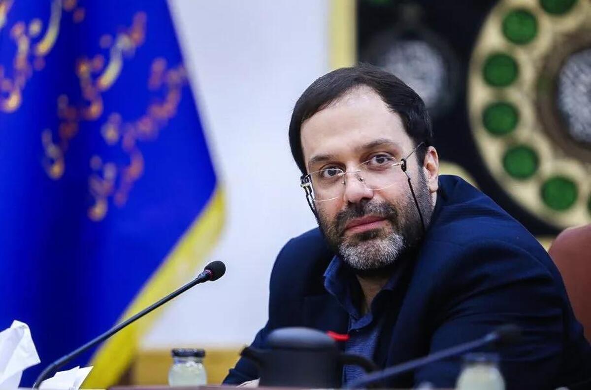 حسین افشین، رضا بخشی آنی را از سمت خود عزل کرد حسین افشین، رضا بخشی آنی را از سمت خود عزل کرد