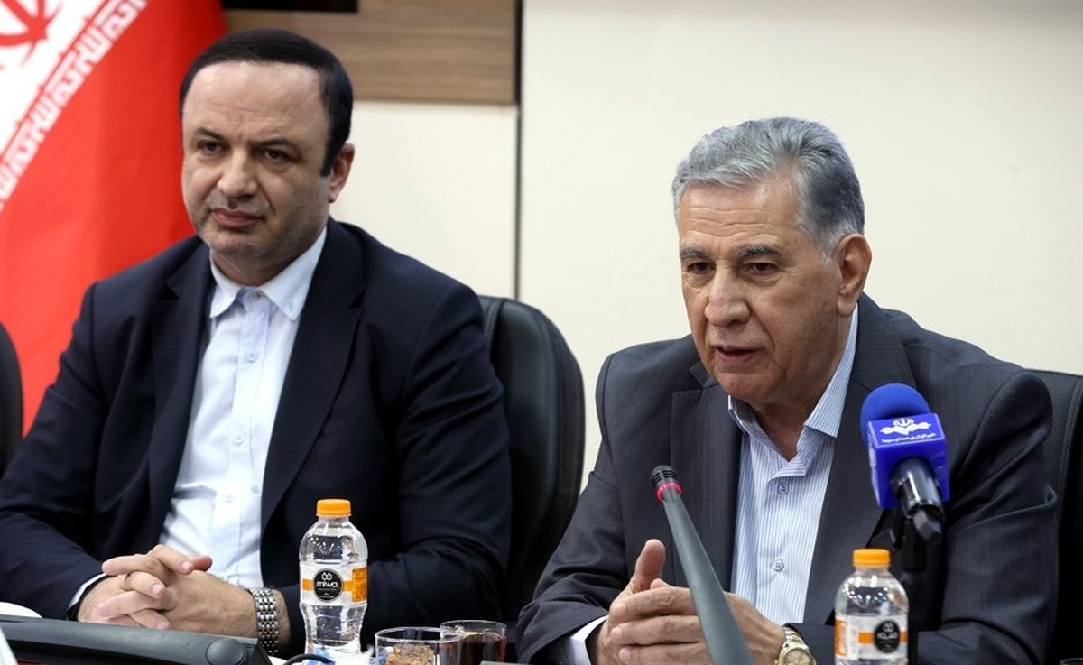 بازمهندسی در مناطق آزاد آغاز شده است بازمهندسی در مناطق آزاد آغاز شده است