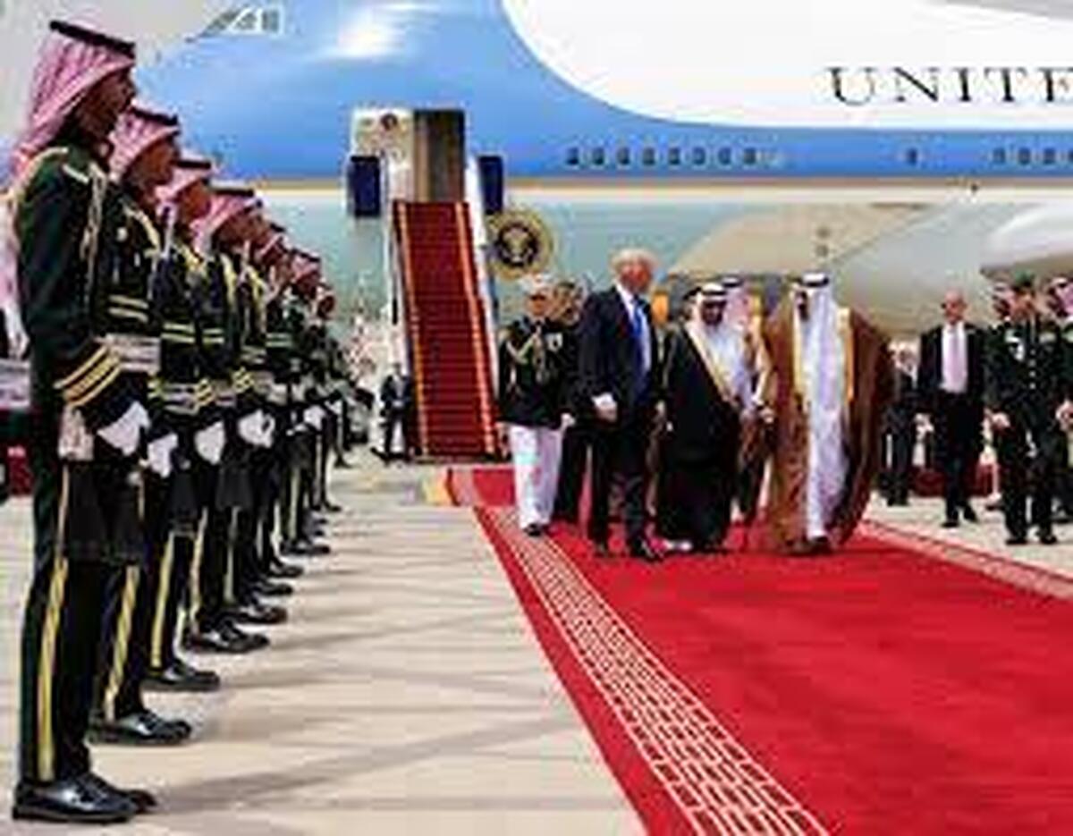 تفاوت استقبال بن سلمان از ترامپ و بایدن+ عکس تفاوت استقبال بن سلمان از ترامپ و بایدن+ عکس