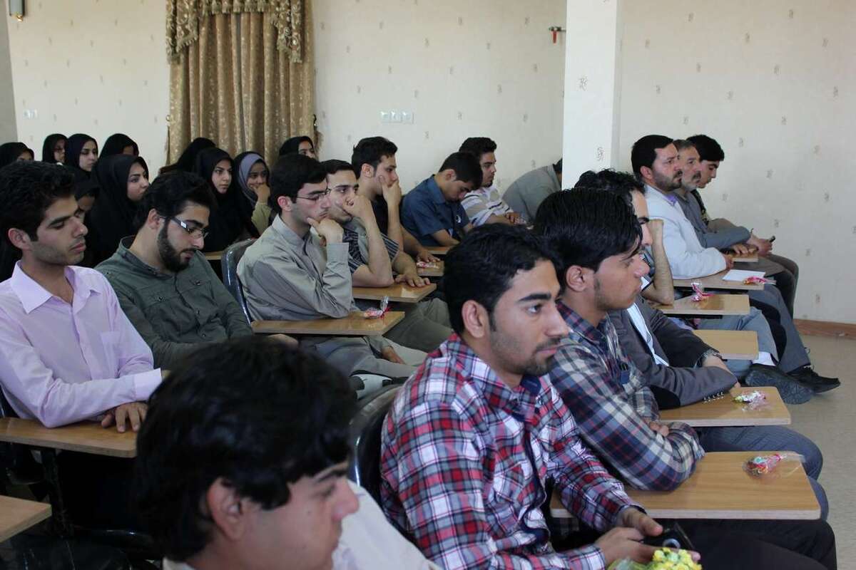 بحران خروج نخبگان/ خسارت ۳۷ میلیارد تومانی به ازای خروج هر نخبه بحران خروج نخبگان/ خسارت ۳۷ میلیارد تومانی به ازای خروج هر نخبه