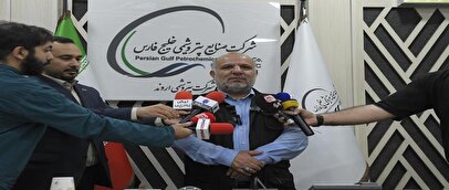 بازدید فعالان بازار سرمایه از پتروشیمی اروند/ غول PVC خاورمیانه، ۱.۳ میلیارد دلار ارزش جایگزینی دارد