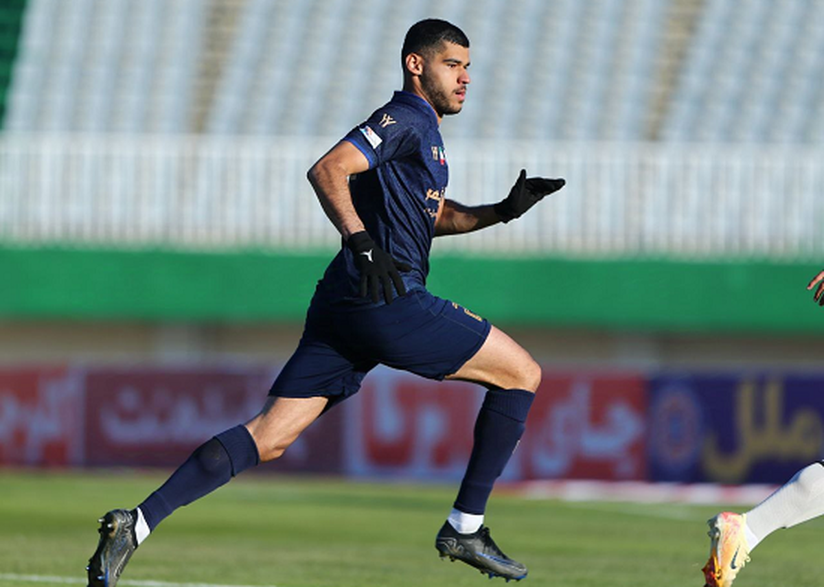 آغاز جنگ بزرگ استقلال و پرسپولیس برای جذب ستاره لیگ آغاز جنگ بزرگ استقلال و پرسپولیس برای جذب ستاره لیگ