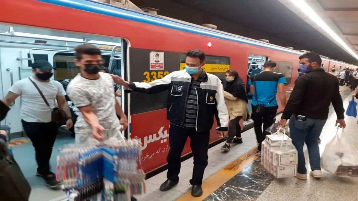 آمار هولناک دستفروشان فعال مترو آمار هولناک دستفروشان فعال مترو