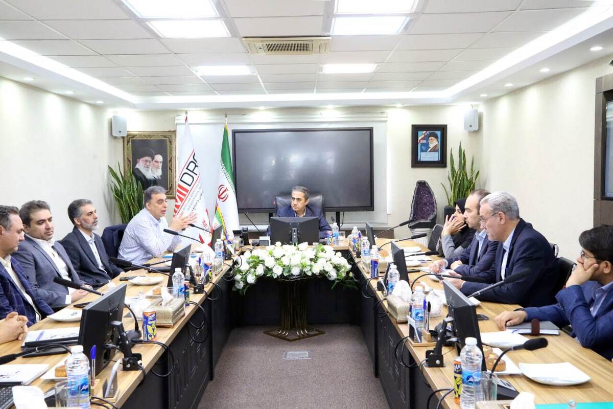۹۲ درصد ارزش دارایی توسعه معادن و فلزات بورسی است ۹۲ درصد ارزش دارایی توسعه معادن و فلزات بورسی است