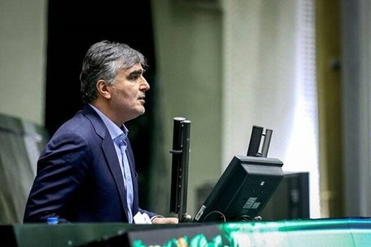 سپردهگذاری ۲ میلیارد دلاری بانک مرکزی در بانکهای داخلی برای تامین مالی طرحهای پیشران سپردهگذاری ۲ میلیارد دلاری بانک مرکزی در بانکهای داخلی برای تامین مالی طرحهای پیشران