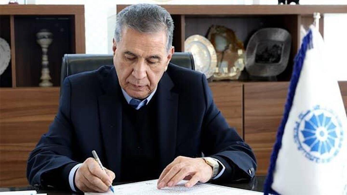دولت و بانک مرکزی در حوزه تولید و تجارت، تسهیلگری کنند دولت و بانک مرکزی در حوزه تولید و تجارت، تسهیلگری کنند