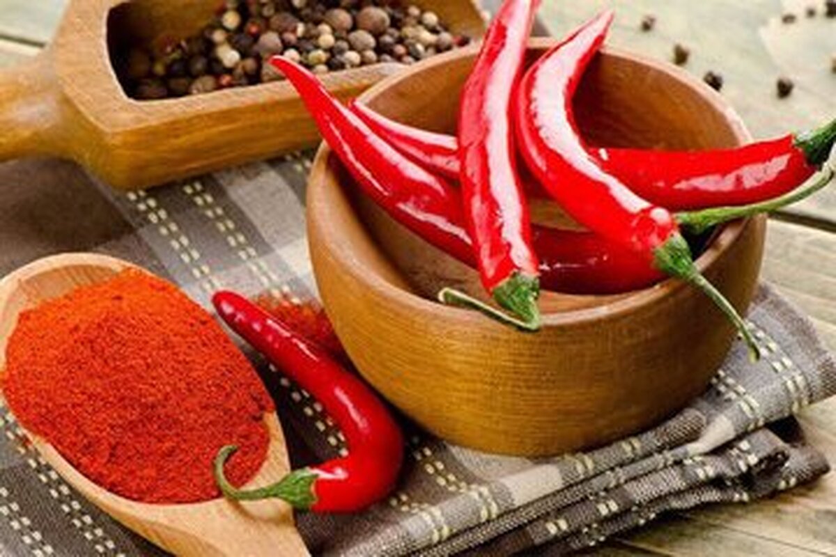 کاهش چربی بدن و بهبود سرماخوردگی با مصرف این ادویه کاهش چربی بدن و بهبود سرماخوردگی با مصرف این ادویه