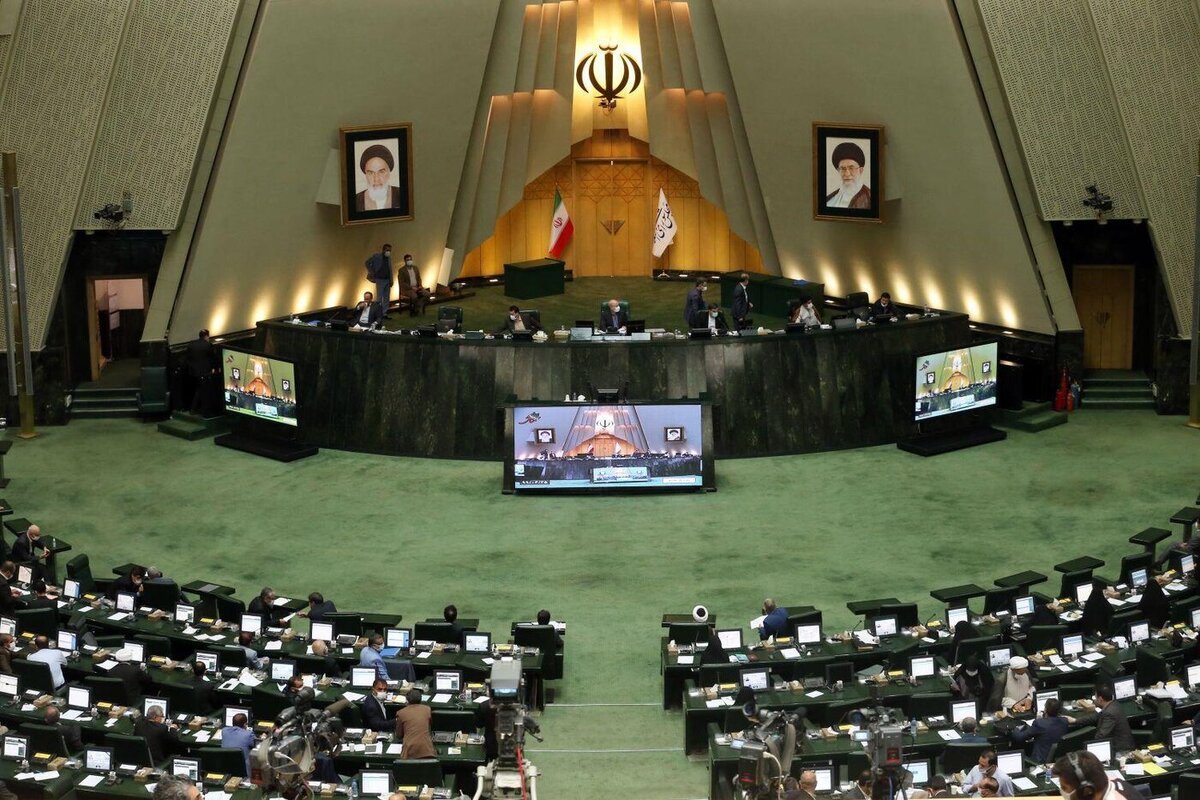 نماینده قم: قدم بعدی رقص مختلط در کوچه است! + فیلم