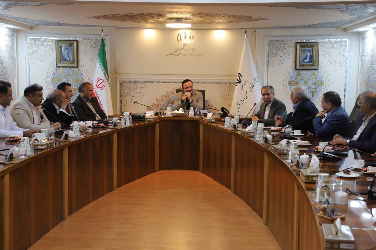لزوم تدوین بستههای حمایتی برای سرمایهگذاران گردشگری در مناطق آزاد لزوم تدوین بستههای حمایتی برای سرمایهگذاران گردشگری در مناطق آزاد