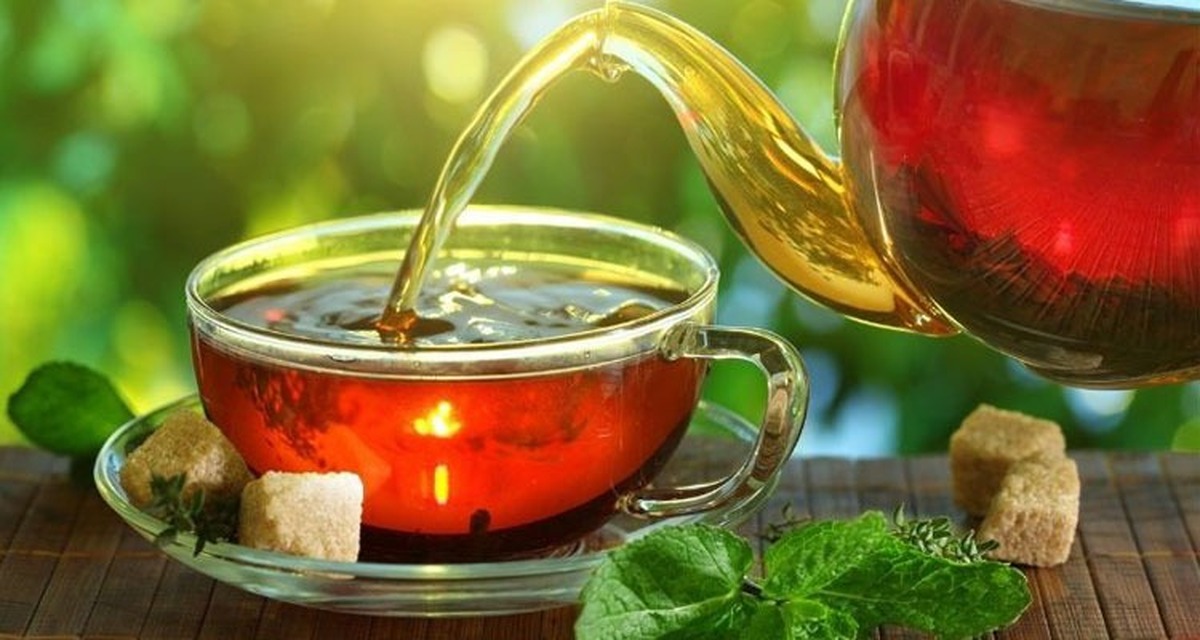 نوشیدن چای بلافاصله بعد از غذا؛ مفید یا مضر؟ نوشیدن چای بلافاصله بعد از غذا؛ مفید یا مضر؟