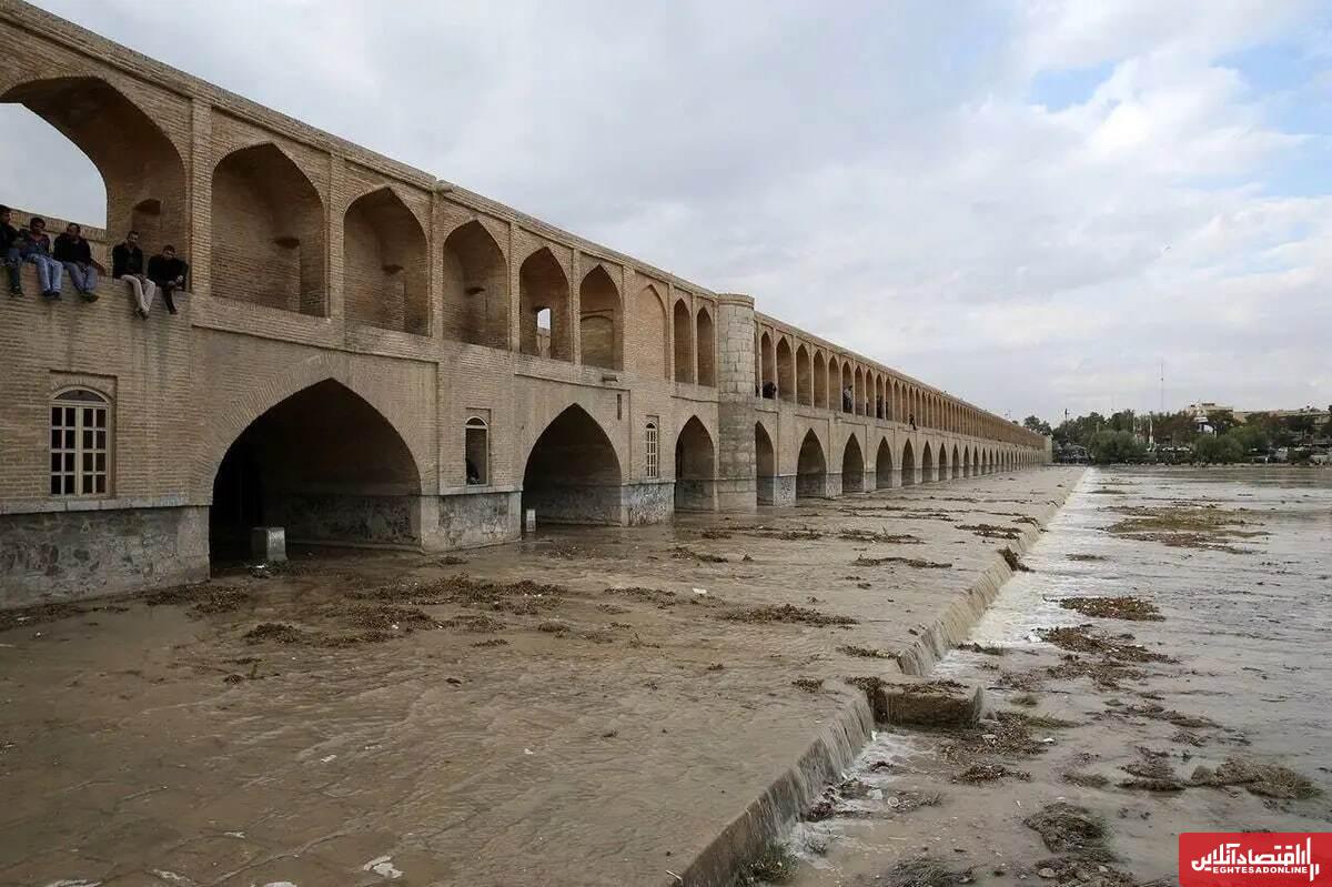 پاسخ علمی استاد نمونه کشور به صحبتهای «عیسی کلانتری» درباره تعطیلی «کشاورزی» اصفهان! پاسخ علمی استاد نمونه کشور به صحبتهای «عیسی کلانتری» درباره تعطیلی «کشاورزی» اصفهان!