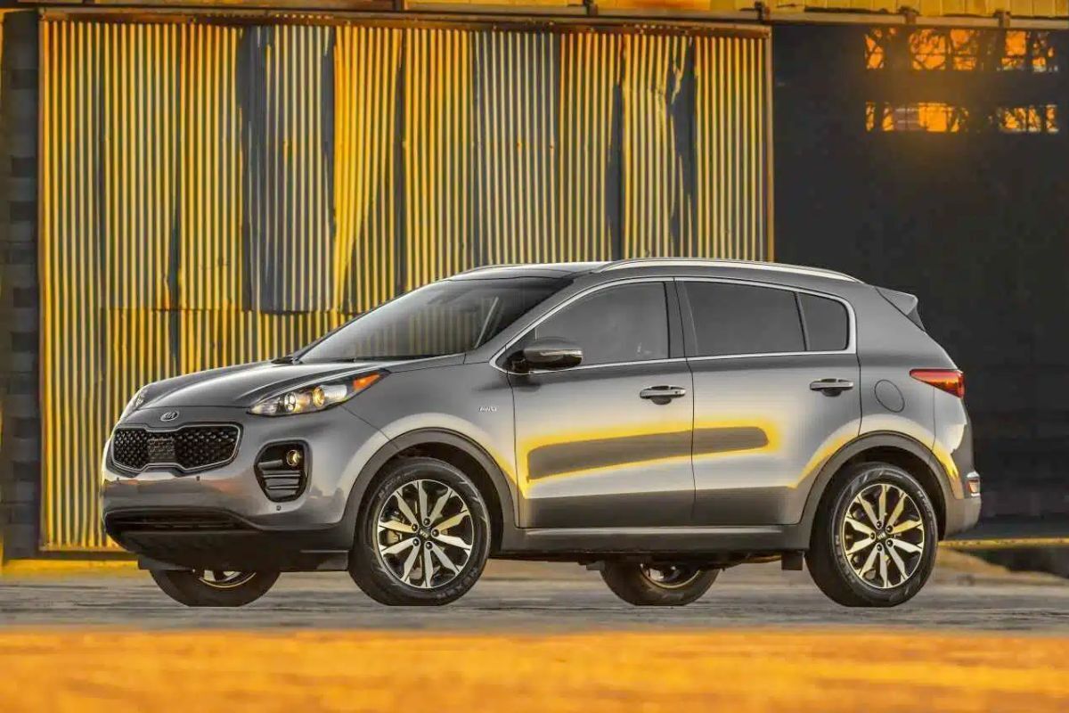 بهترین ماشین چی بخریم؟/ ۷ مدل پرفروش و محبوب خودرو در بازار ایران