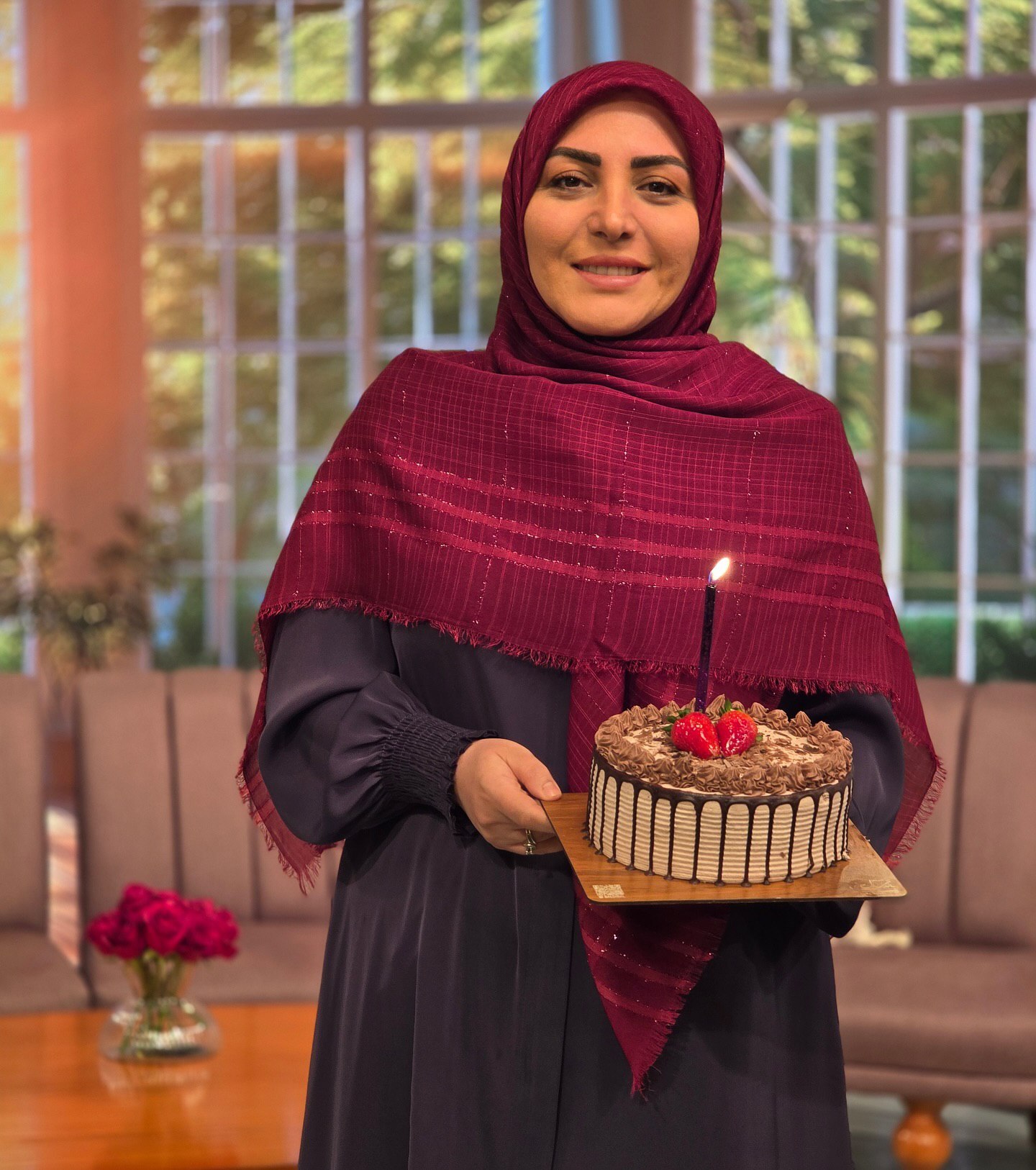 جشن تولد المیرا شریفی مقدم در تلویزیون