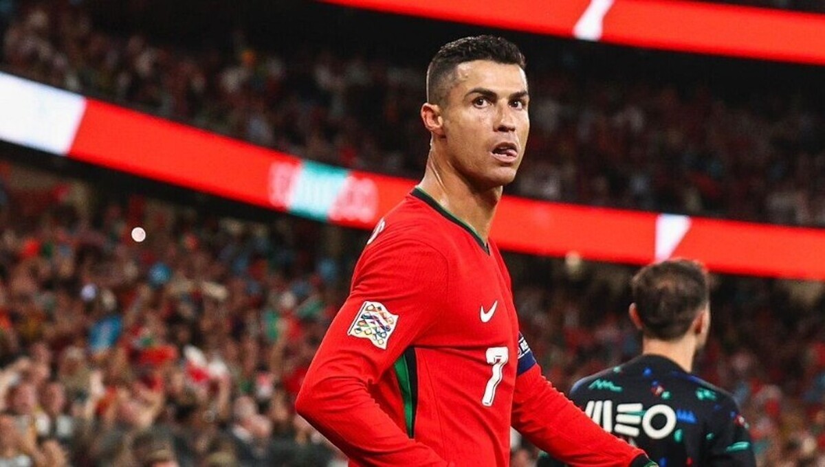 ستاره اسپانیا برای گرفتن پیراهن رونالدو صبر نکرد! + فیلم