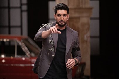 کنسرت فرزاد فرزین با این صحنه روی هوا رفت+ فیلم