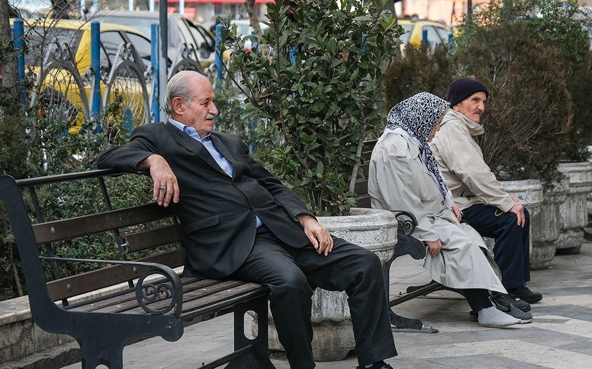 واریزی جذاب برا‌ی ۴۰ هزار بازنشسته/ حسابتان را چک کنید