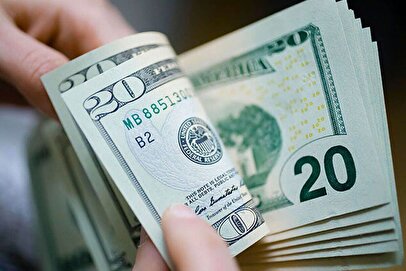 پیش بینی عجیب از قیمت دلار ۱۴۰۴/ قیمت دلار به ۲۰۰،۰۰۰ هزار تومان می‌رسد؟