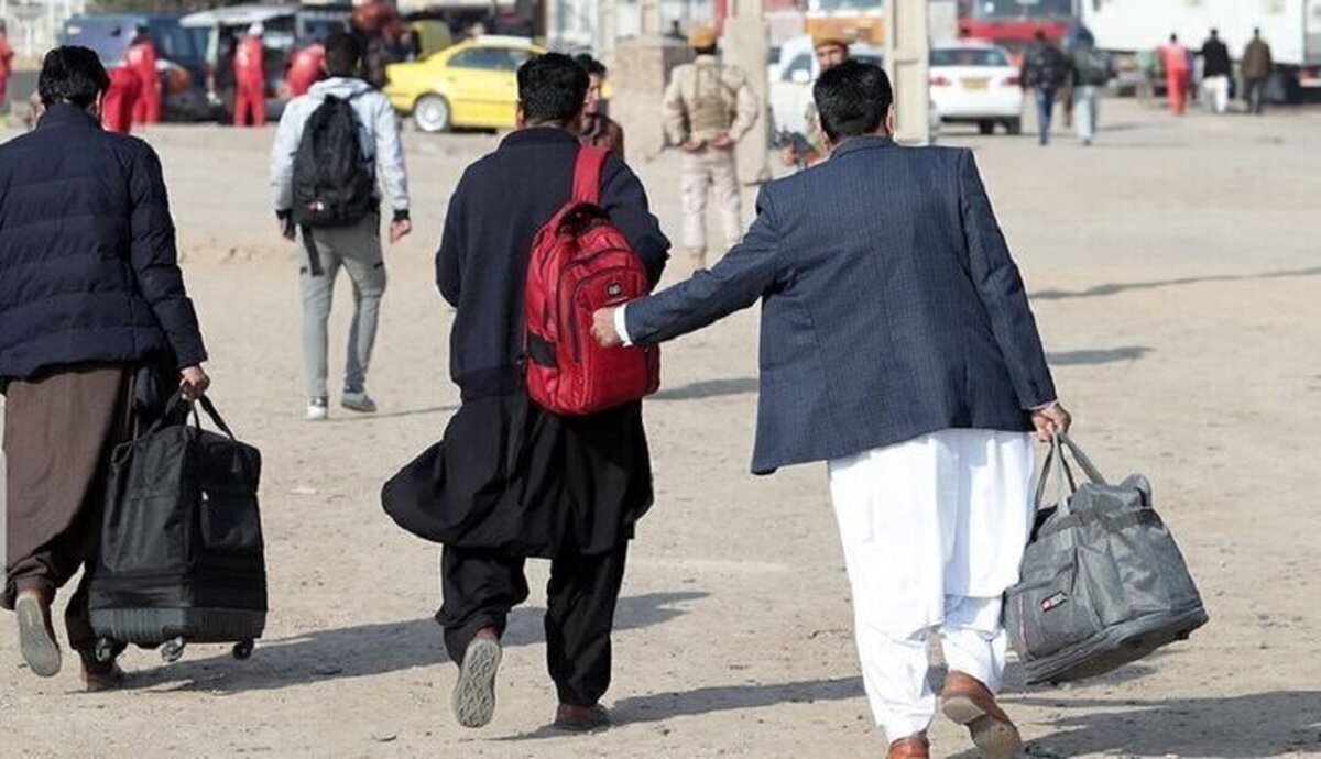 اتباع غیر مجاز بازداشت‌شده در لیست سیاه ورود به کشور قرار می‌گیرند